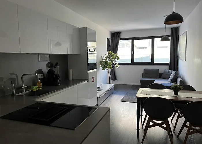 Luxus Mit Wasserblick * Berlin